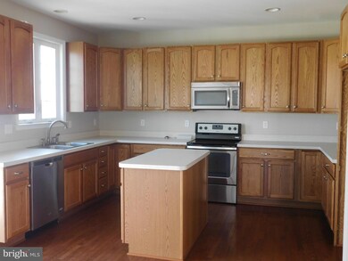 2332 Austin Ave, Chambersburg, PA 17202 - photo 4