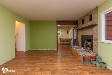 Living Room-ELKO4585-SMALL