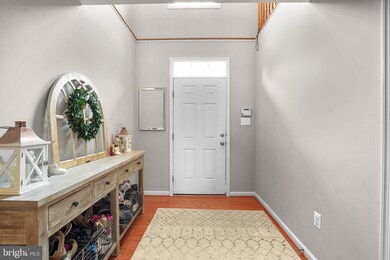 2741 Cornet Ct, Silver Spring, MD 20904 - photo 5