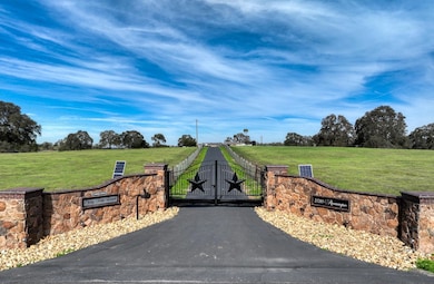 21285 E Acampo Rd, Clements, CA 95227 - photo 5