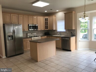 48 Globeflower Ln, Princeton Junction, NJ 08550 - photo 4