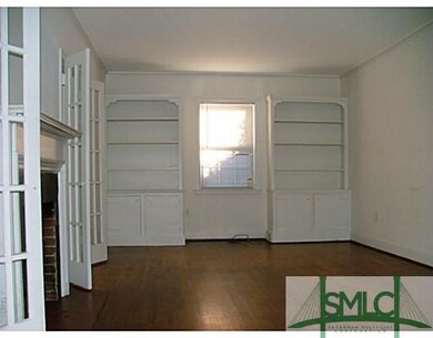 Living Room. Living room with beautiful built-ins