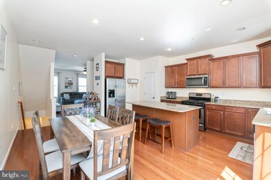 7403 Willow View Ln, Glen Burnie, MD 21060 - photo 4