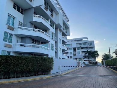 1107 Av Juan Carlos de Borbon, Guaynabo, PR 00969 - photo 2