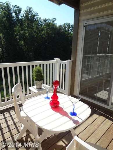 9266 Cardinal Forest Ln unit B, Lorton, VA 22079 - photo 4