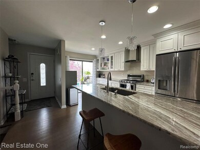 410 Willow Grove Ln unit 17, Rochester Hills, MI 48307 - photo 6