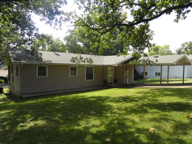 Manicured Front Yard