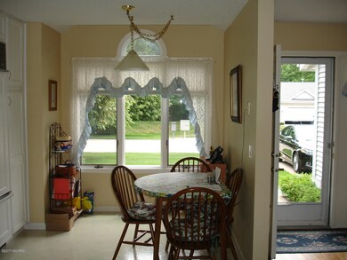 Arthur Court 030