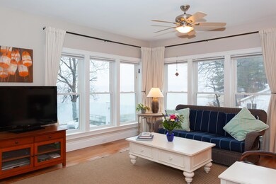 Living room 1