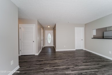 6700 Leverett Ln, Louisville, KY 40258 - photo 6