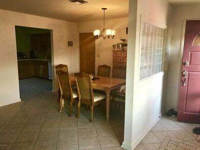Formal dining 2