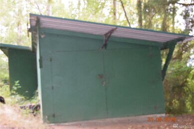 273 Monohon Landing Rd, Raymond, WA 98577 - photo 5