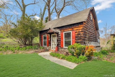 1008 W Shore Rd, Oyster Bay, NY 11771 - photo 7