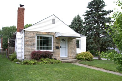 203 E Jeffrey