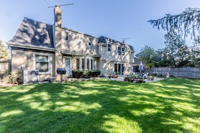 3919 Michael Ln, Glenview, IL 60026 - photo 4