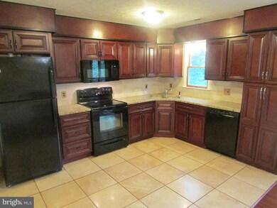 224 Glenridge Dr, Winchester, VA 22602 - photo 4