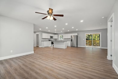 1053 Benton Tidwell Rd, Hilham, TN 38568 - photo 3