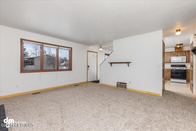 03-Living Room 20240325-DW-4917