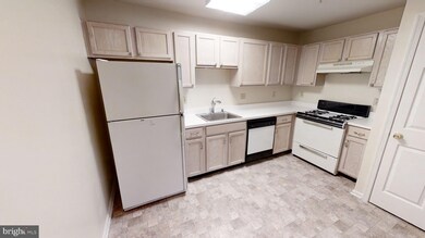 9246 Leigh Choice Ct, Owings Mills, MD 21117 - photo 4