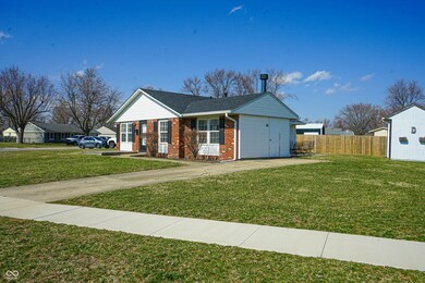 126 Windemere Rd, Whiteland, IN 46184 - photo 3