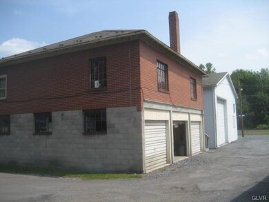 19 Bakers Alley, Walnutport Borough, PA 18088 - photo 4