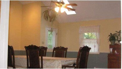 580 Crestview Dr, West Chester, PA 19382 - photo 3