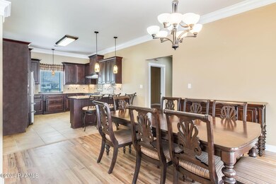 8-web-or-mls-1713 Pembroke-8