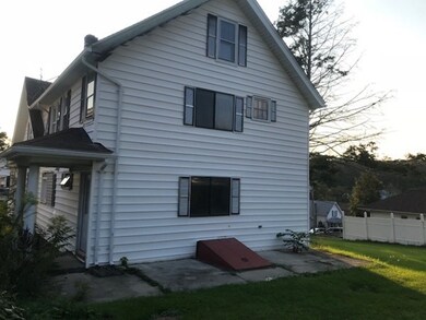 13 Commonwealth Ave, Worcester, MA 01604 - photo 2