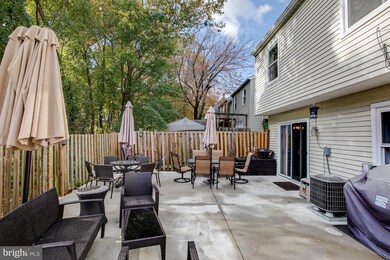 2332 Anvil Ln, Temple Hills, MD 20748 - photo 4