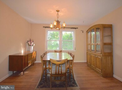 200 Lenape Dr, Doylestown, PA 18901 - photo 4