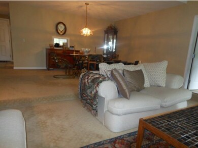 62 Walden Pond Dr, Nashua, NH 03064 - photo 6