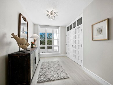 2550 Harbourside Dr unit 322, Longboat Key, FL 34228 - photo 2
