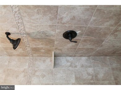 5689 Tranquil Ln, Emmaus, PA 18049 - photo 5