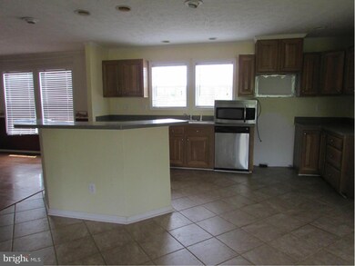 2315 Lilly Pad Ln, Locust Grove, VA 22508 - photo 5