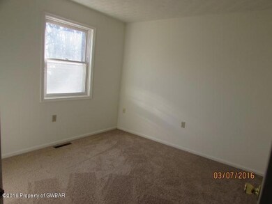 28 Woodmere Dr, Drums, PA 18222 - photo 3