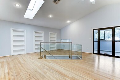 314 E 13th St, Houston, TX 77008 - photo 7