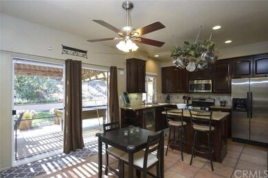 Fantastic, upgraded kitchen