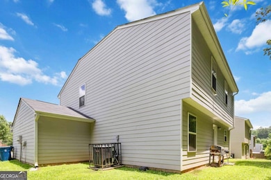 5622 Laurel Ridge Dr, East Point, GA 30344 - photo 3