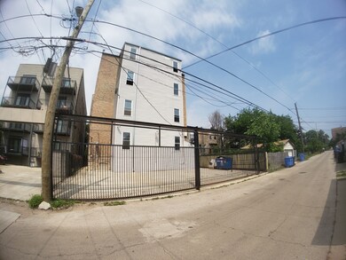 6529 S Kimbark Ave unit 1R, Chicago, IL 60637 - photo 2