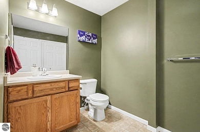 2430 Rosewood N unit B, Mount Pleasant, MI 48858 - photo 7