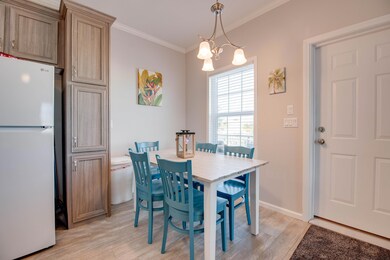 Eat in Kitchen