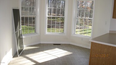 161 Apple Dr, Milford, PA 18337 - photo 5