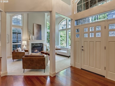 2625 Beacon Hill Dr, West Linn, OR 97068 - photo 2