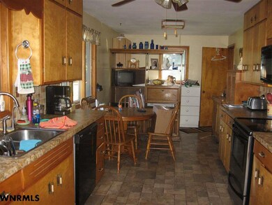 2513 Hilltop Dr, Scottsbluff, NE 69361 - photo 5