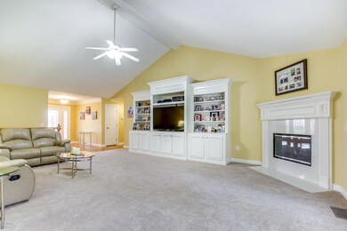 8407_GrandelForestWay_40258_107