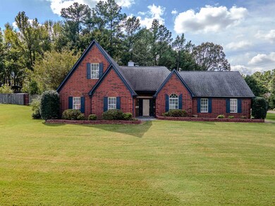 10321 Loftin Dr, Olive Branch, MS 38654 - photo 2