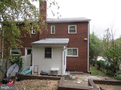 102 W Taylor Run Pkwy, Alexandria, VA 22314 - photo 3