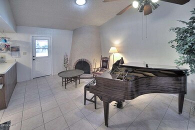 Family Room w/ Fireplace