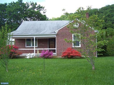 1342 Manatawny Dr, Pottstown, PA 19464 - photo 2