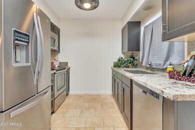 14020 N Newcastle Dr unit 15C, Sun City, AZ 85351 - photo 5